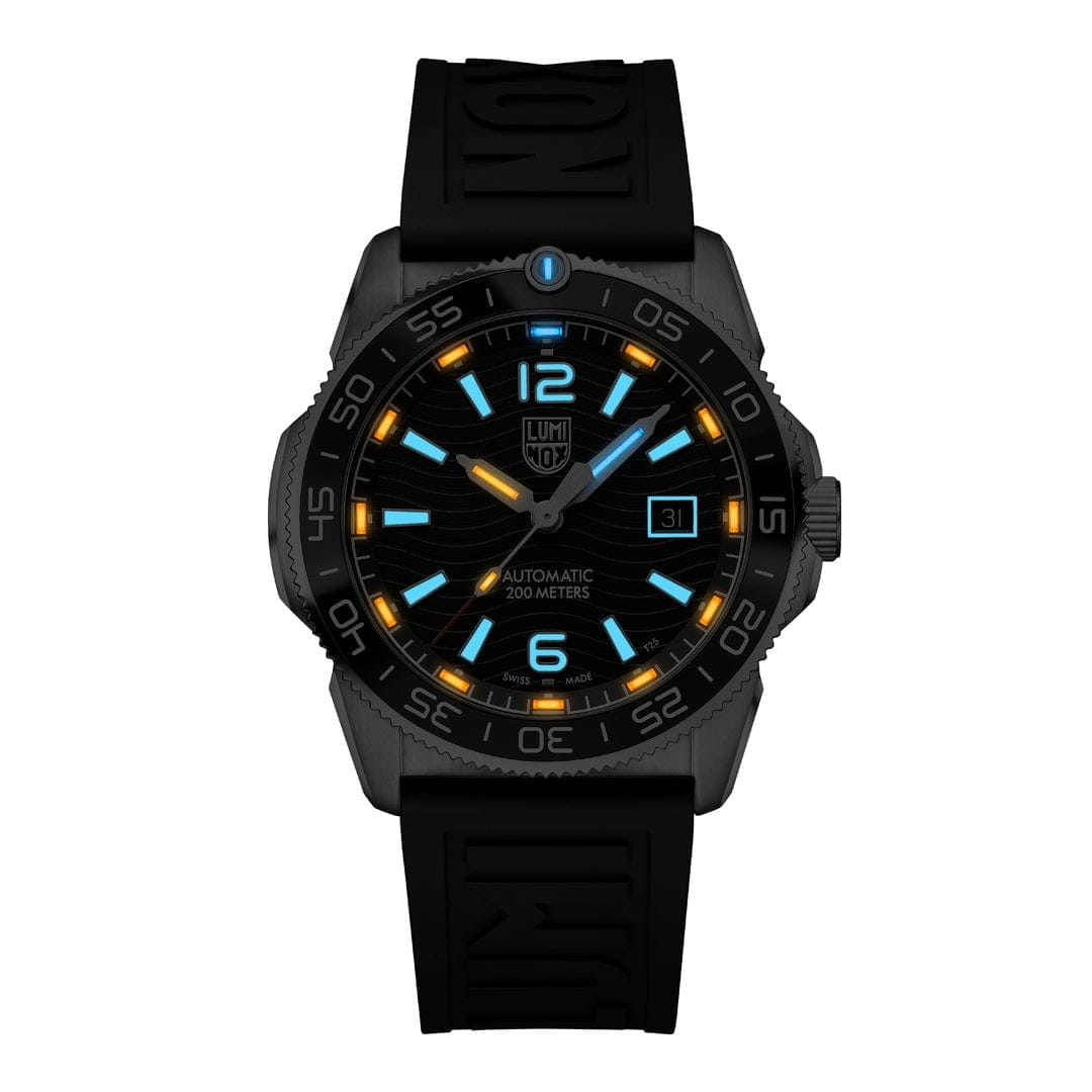 Luminox Luminox Pacific Diver Automatic XS.3101 механические мужские часы часы крупный план черный циферблата