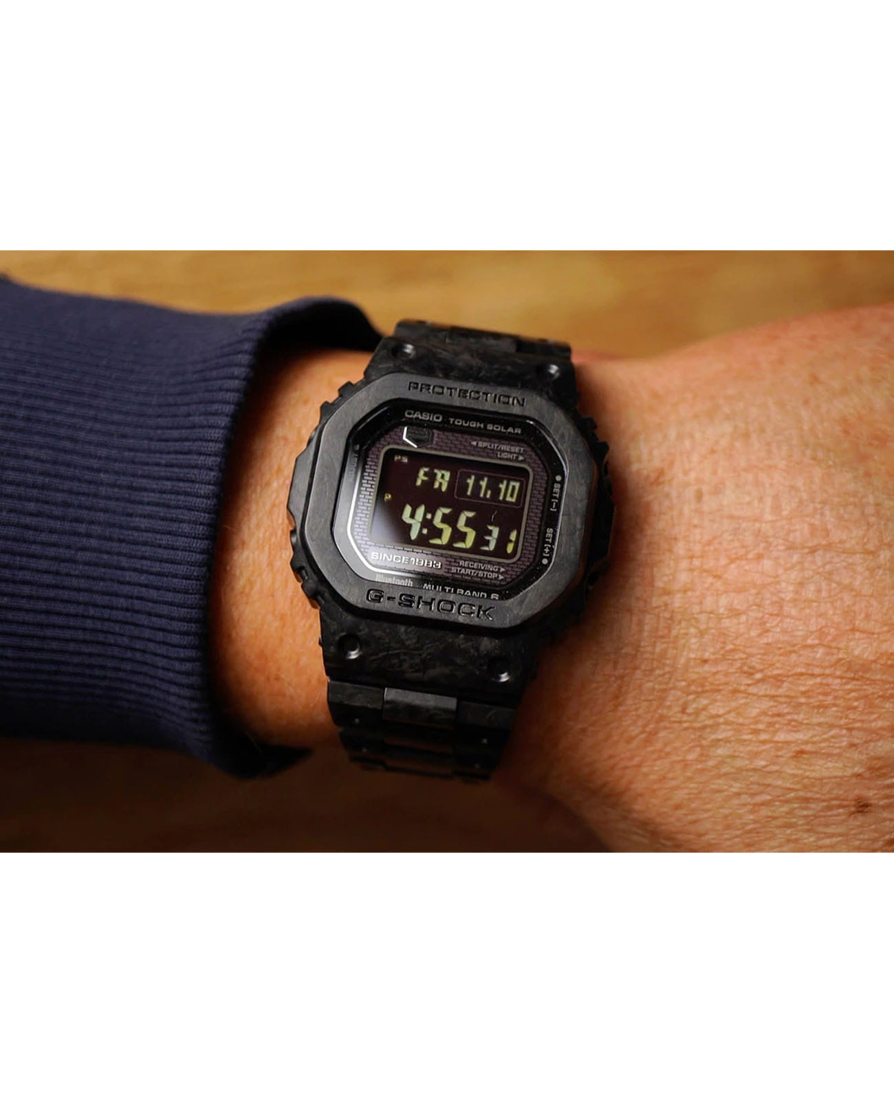 Casio Casio G-Shock GCW-B5000UN-1 Premium, наручные мужские часы фото под углом