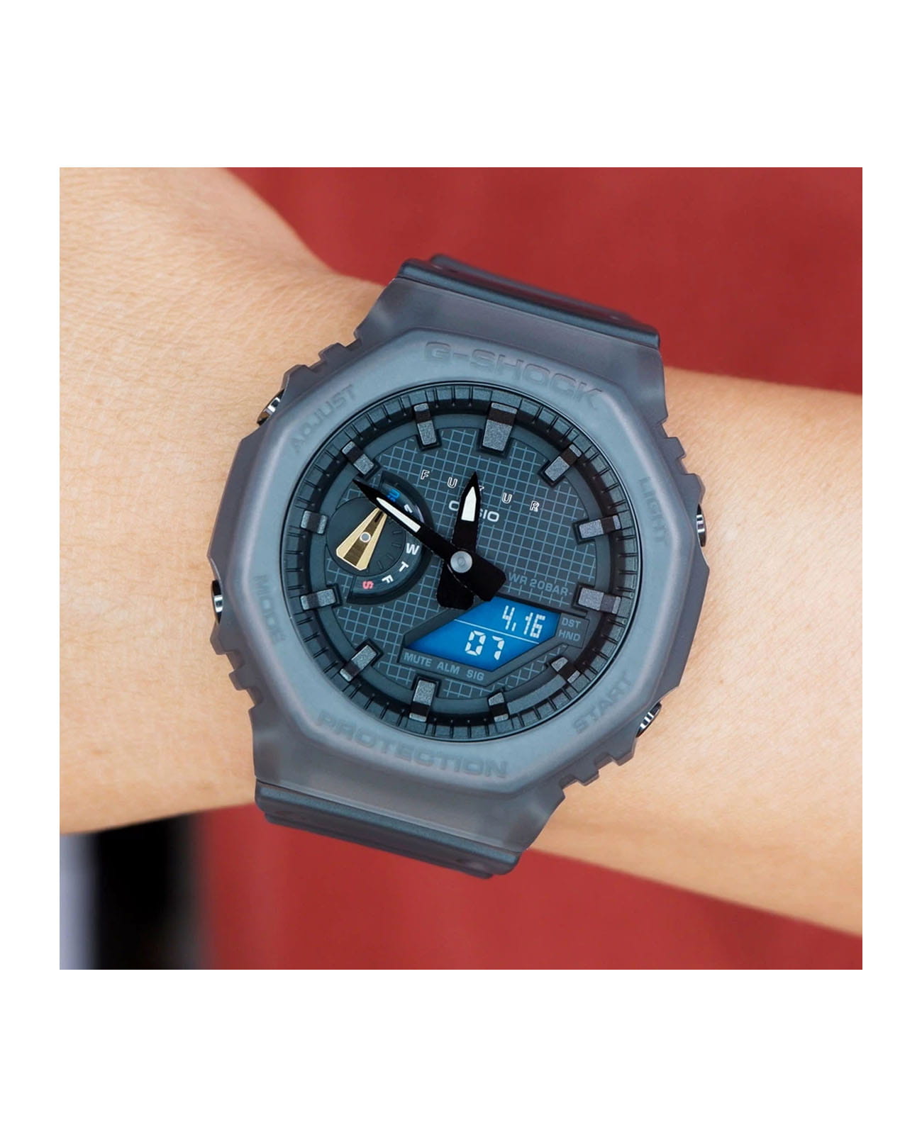 Casio Casio G-Shock GA-2100FT-8A GA-2100, наручные мужские часы фото под углом