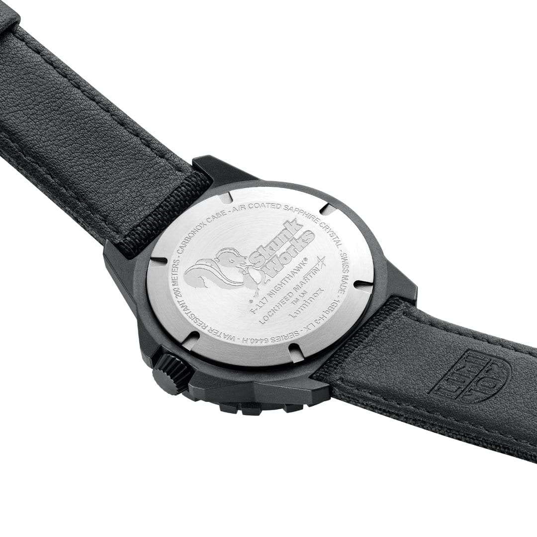 Luminox Luminox XA.6442.H, xl швейцария мужские часы на браслете тканевый боковой вид