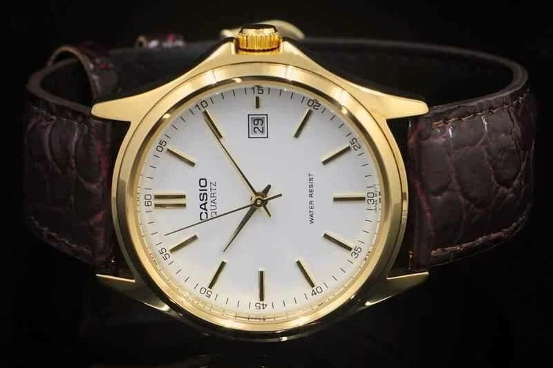 Casio Casio Collection MTP-1183Q-7ADF (MTP-1183Q-7A) кварцевые часы с аксессуарами мужские часы модель MTP-1183Q-7A