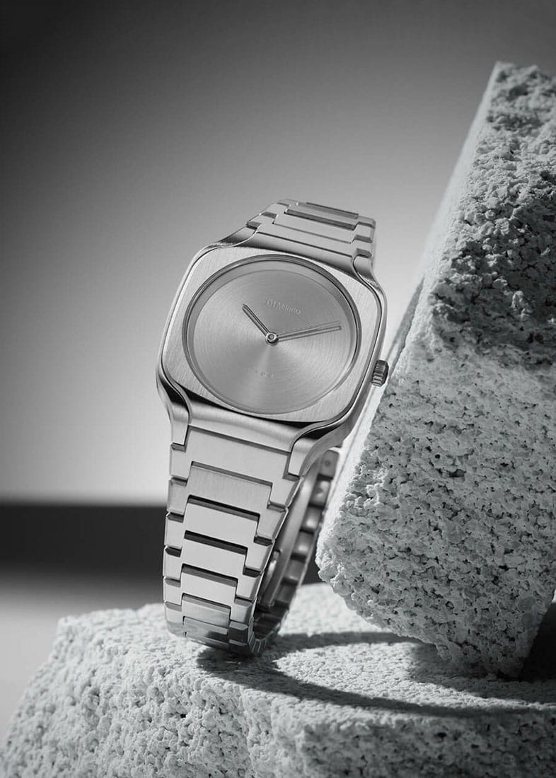 D1 Milano D1 Milano Square Disco Grey SQBL01,  италия женские часы на браслете нержавеющая сталь боковой вид