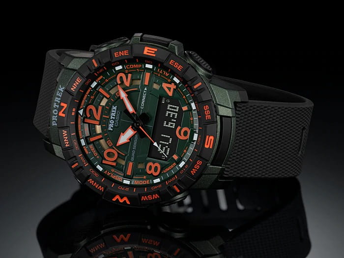 Casio PRT-B50FE-3ER мужские часы застежка крупным планом