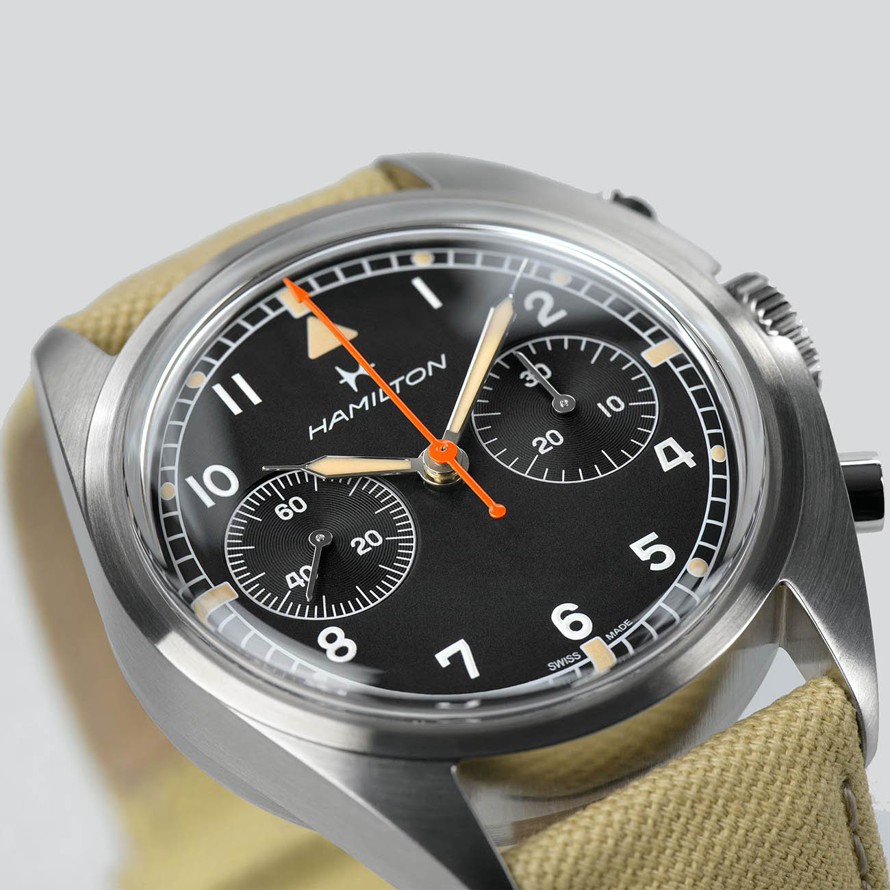 Hamilton Hamilton Khaki Aviation Pilot Pioneer Mechanical Chrono Limited Edition H89429930, khaki aviation швейцария мужские часы на браслете тканевый боковой вид