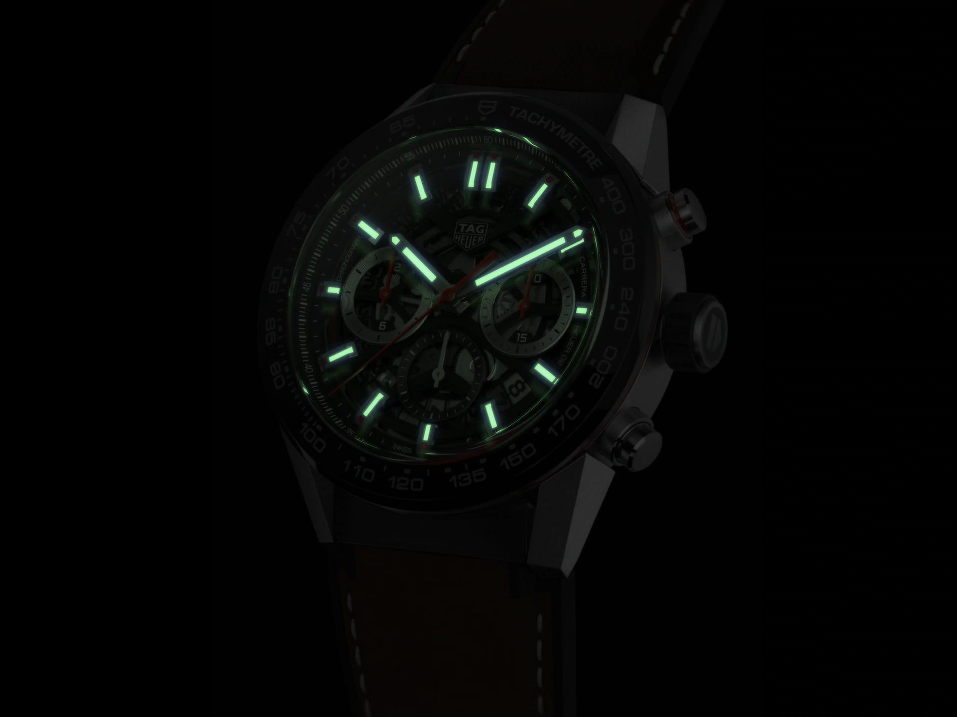 TAG Heuer TAG Heuer Carrera CBG2A10.FT6169 механические мужские часы часы крупный план черный циферблата