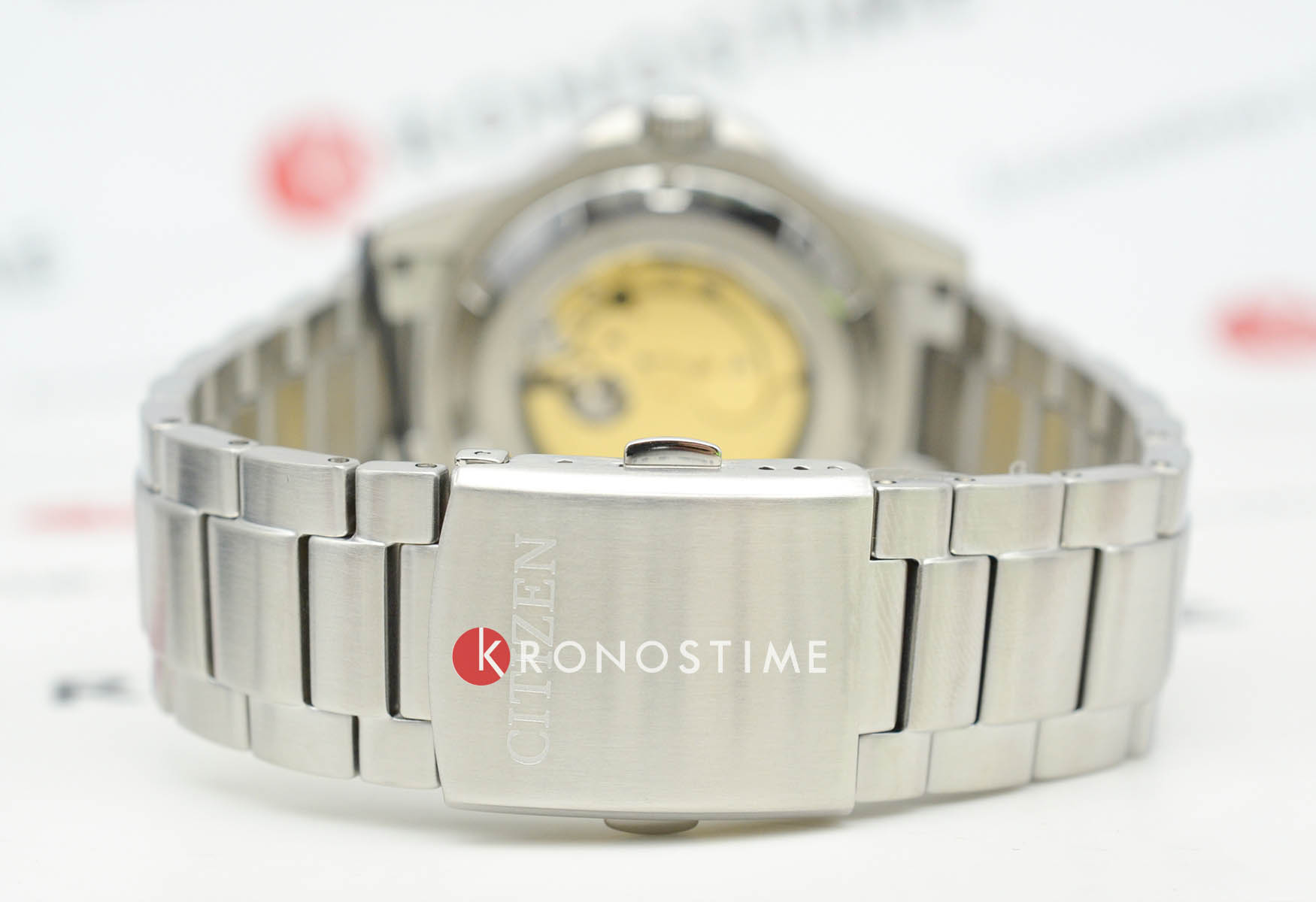 Citizen Citizen Automatic NJ0171-81A механические мужские часы часы крупный план белый циферблата