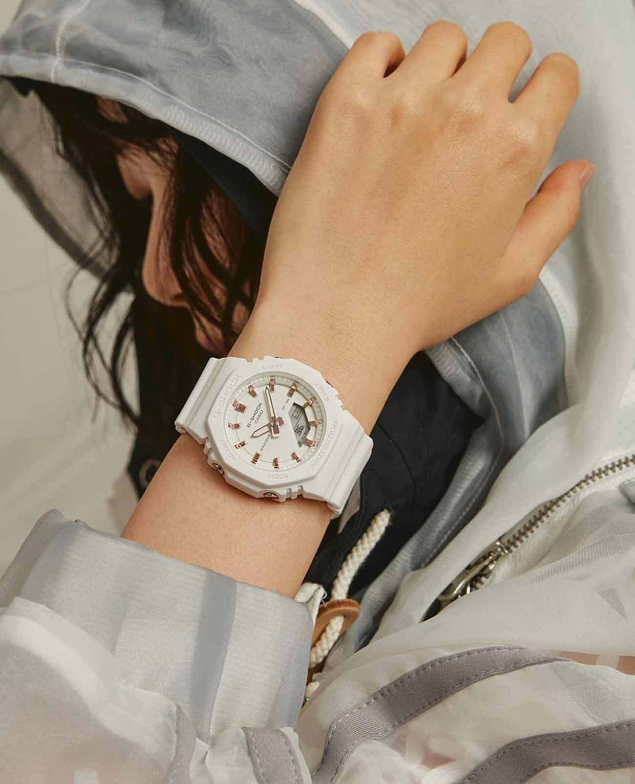 Casio Casio G-Shock GMA-P2100M-7A , наручные женские часы фото под углом