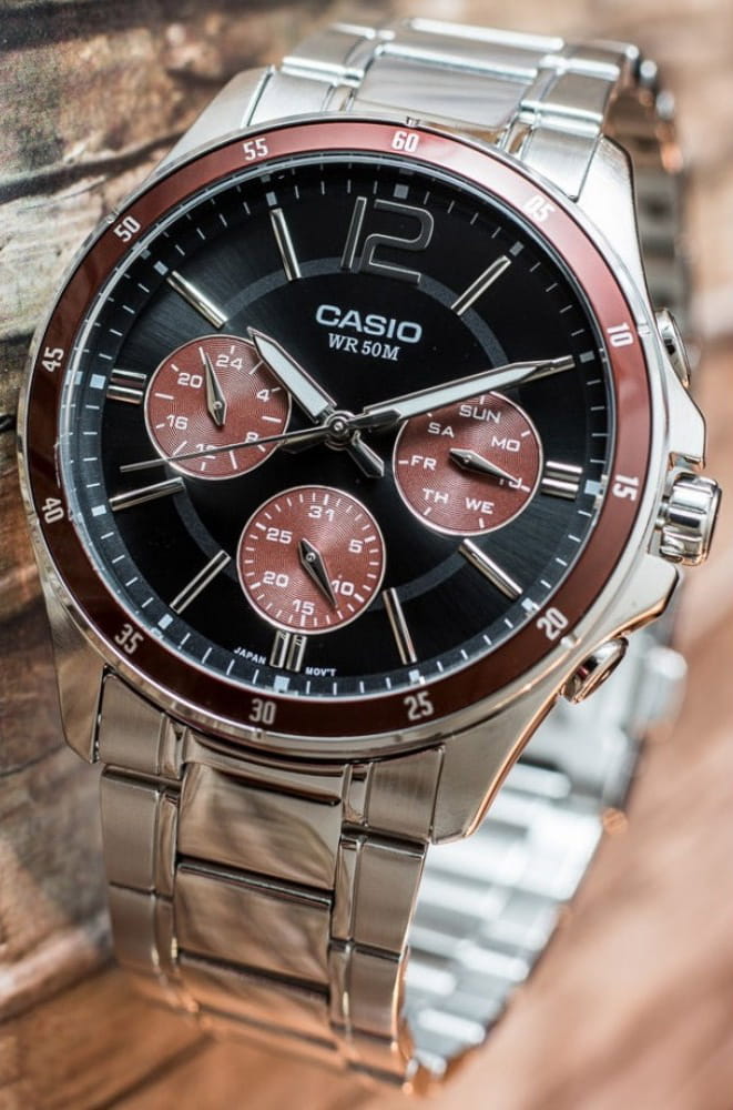 Casio Casio Collection MTP-1374D-5AVDF(MTP-1374D-5A)  — детали корпуса и нержавеющая сталь