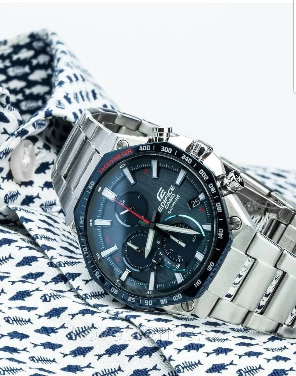Casio Casio Edifice EQB-1100XDB-2A, edifice япония мужские часы на браслете нержавеющая сталь боковой вид