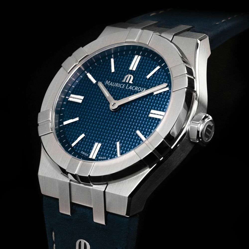 Maurice Lacroix Maurice Lacroix Aikon Manual 39mm Collectors Edition AI7007-SS00E-430-C мужские часы синий циферблат на запястье