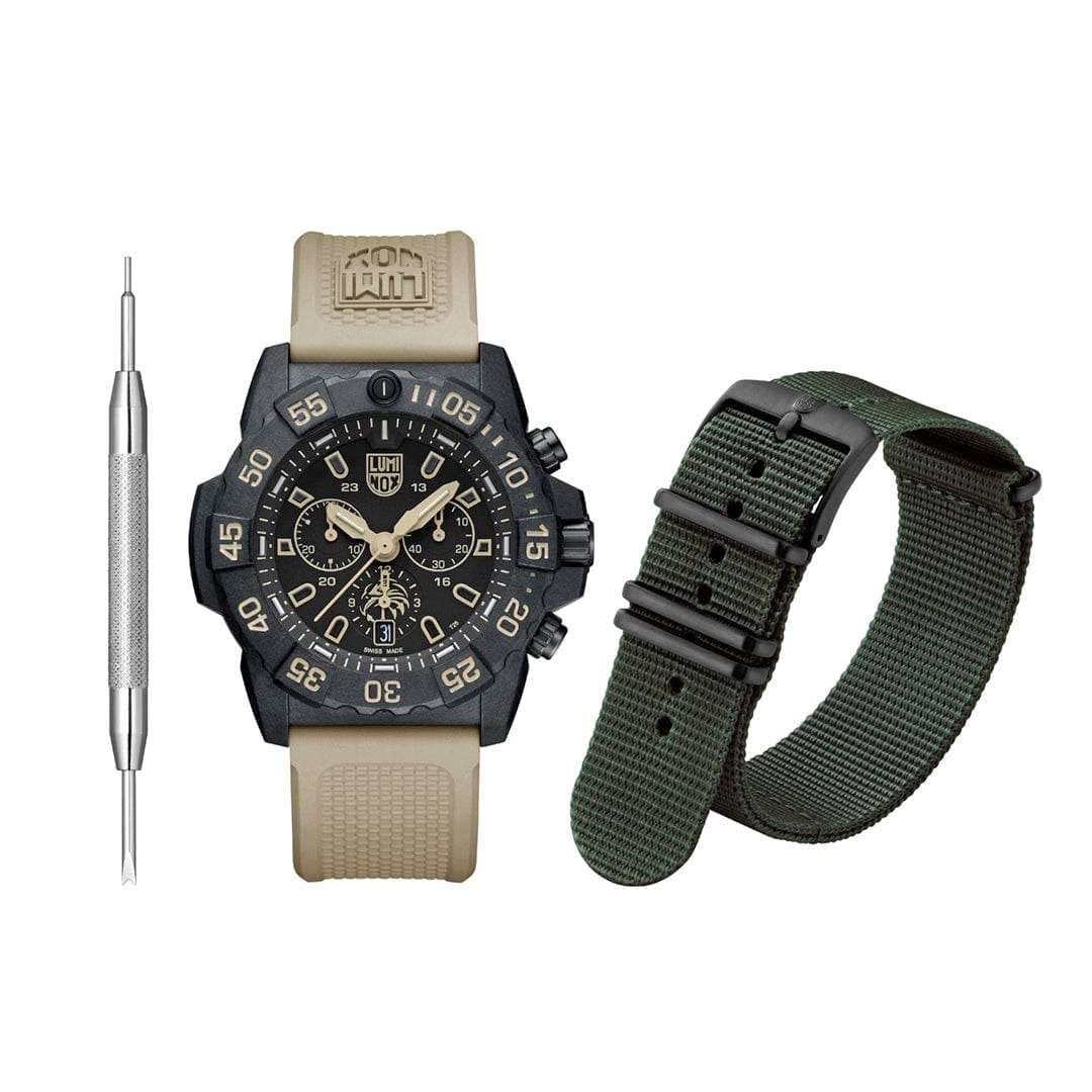 Luminox XS.3590.NSF.SET мужские часы застежка крупным планом