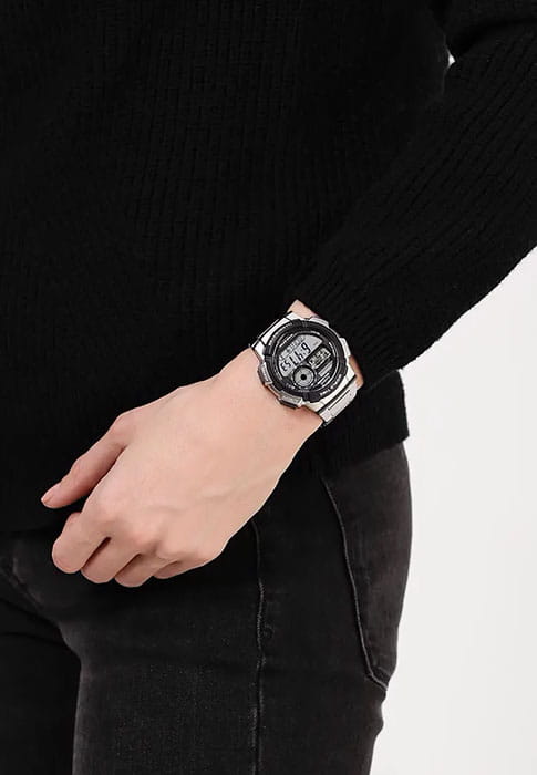 Casio Casio Collection AE-1000WD-1AVDF (AE-1000WD-1A)  — детали корпуса и нержавеющая сталь