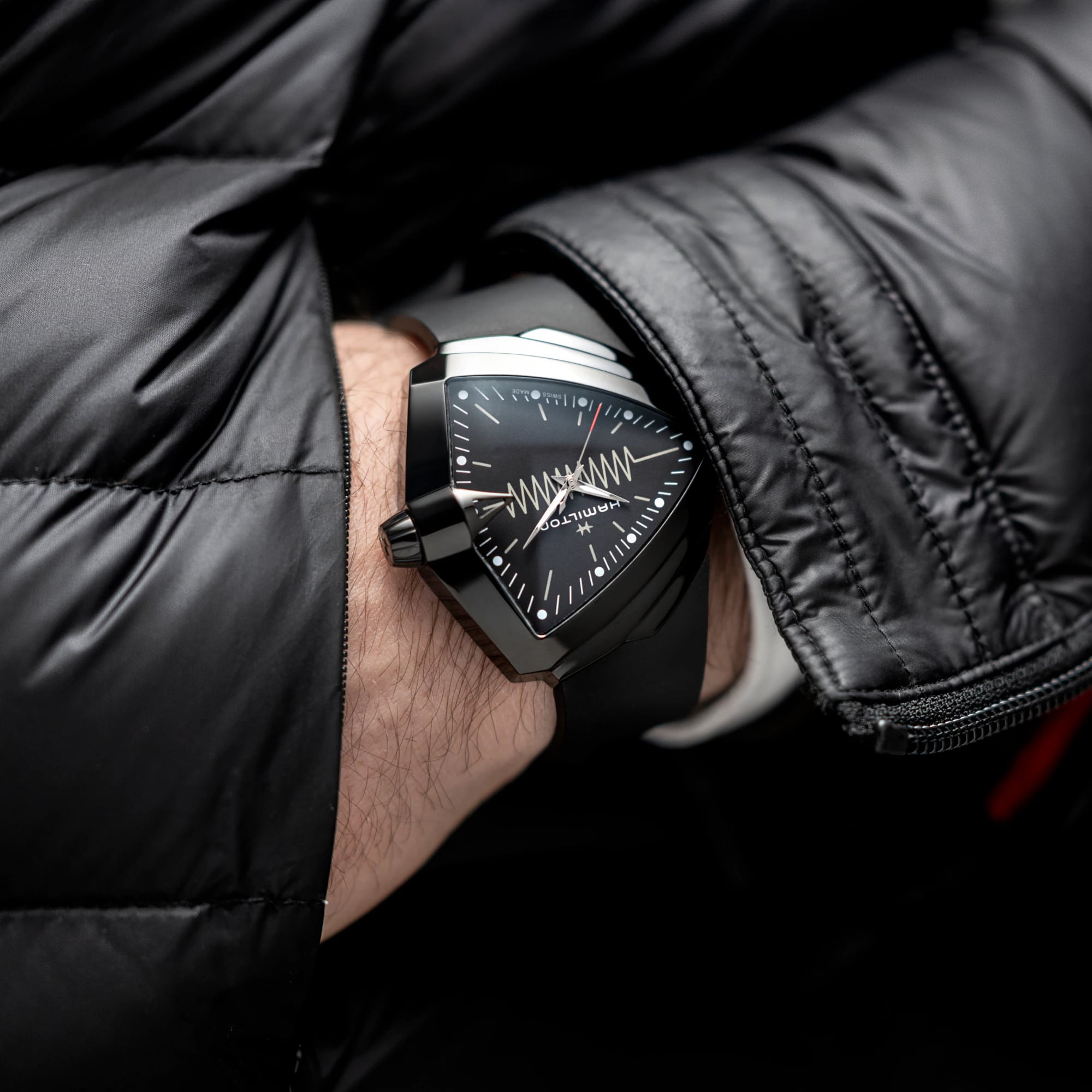 Hamilton Hamilton Ventura XXL Bright H24604330 , наручные мужские часы фото под углом