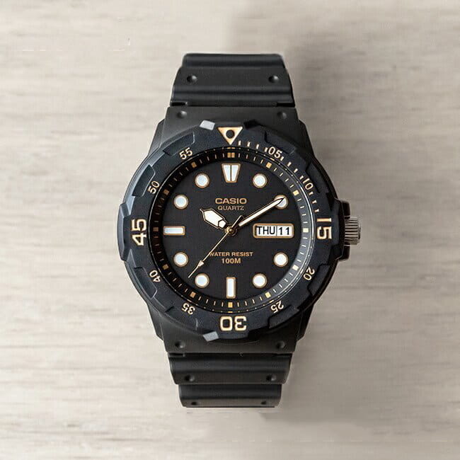 Casio Casio Collection MRW-200H-1EVDF (MRW-200H-1E) кварцевые мужские часы часы крупный план черный циферблата