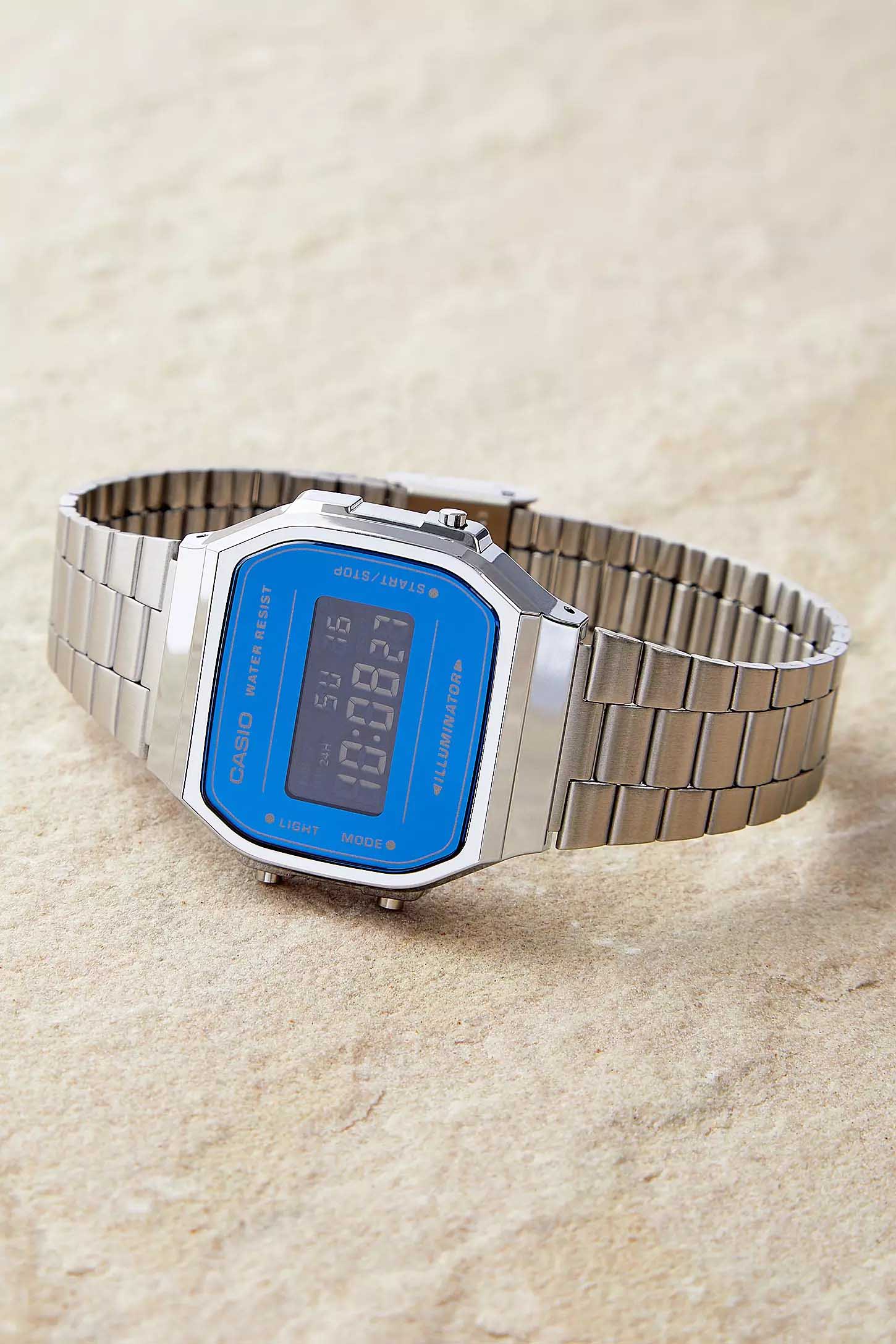 Casio Casio Vintage A168WEM-2BEF, vintage япония мужские часы на браслете нержавеющая сталь боковой вид