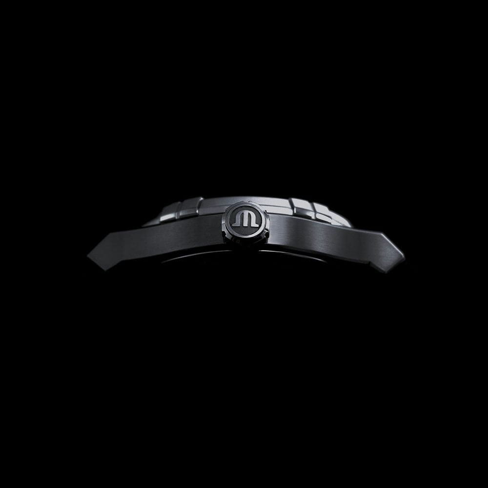 Maurice Lacroix Maurice Lacroix Aikon Manual 39mm Collectors Edition AI7007-SS00E-430-C  - задняя крышка сталь металл корпуса, швейцария часы