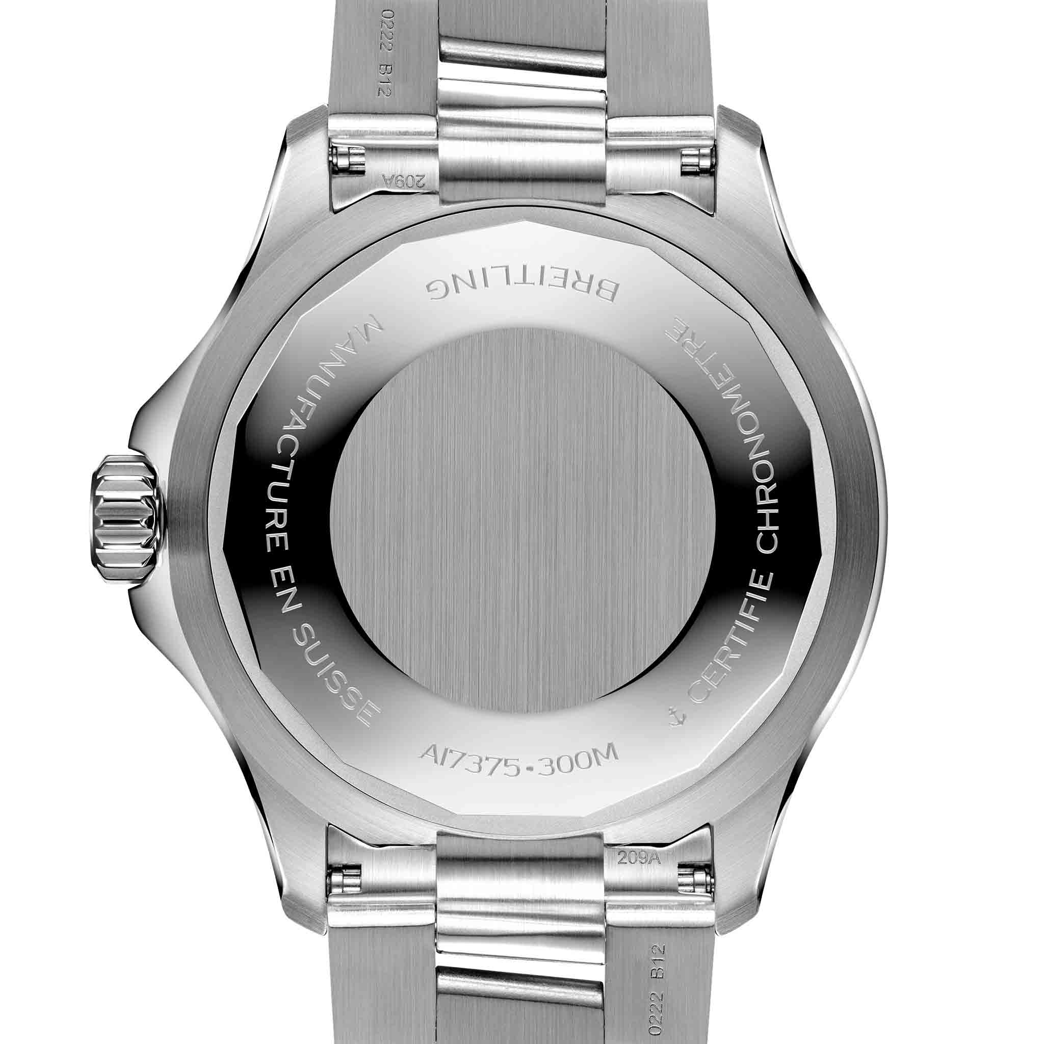 Breitling Breitling Superocean Automatic 42 A17375211I1A1 , наручные мужские часы фото под углом