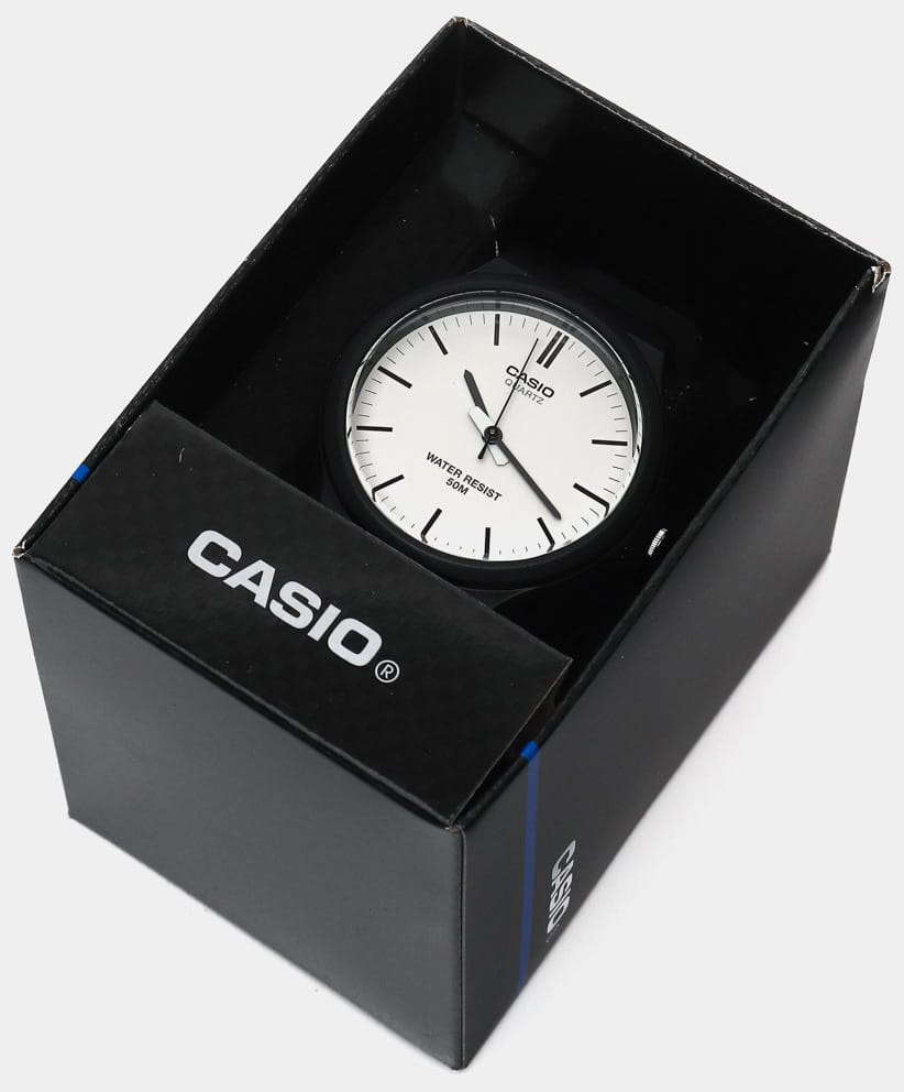 Оригинальные часы Casio Casio MW-240-7E в фирменной упаковке от производителя