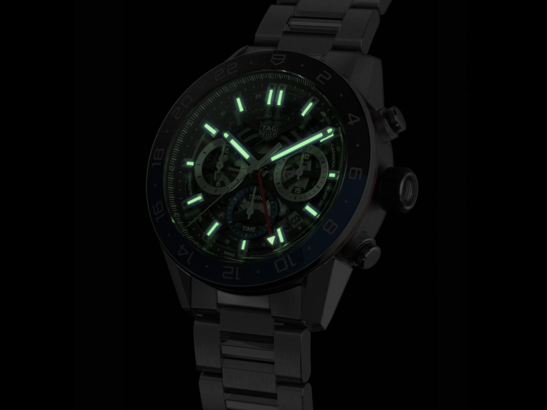 TAG Heuer TAG Heuer Carrera CBG2A1Z.BA0658 механические мужские часы часы крупный план черный циферблата