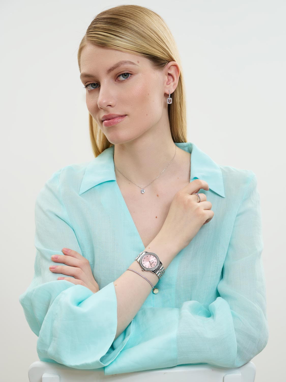 Mathey-Tissot Mathey-Tissot Artemis D10860AQPK , наручные женские часы фото под углом