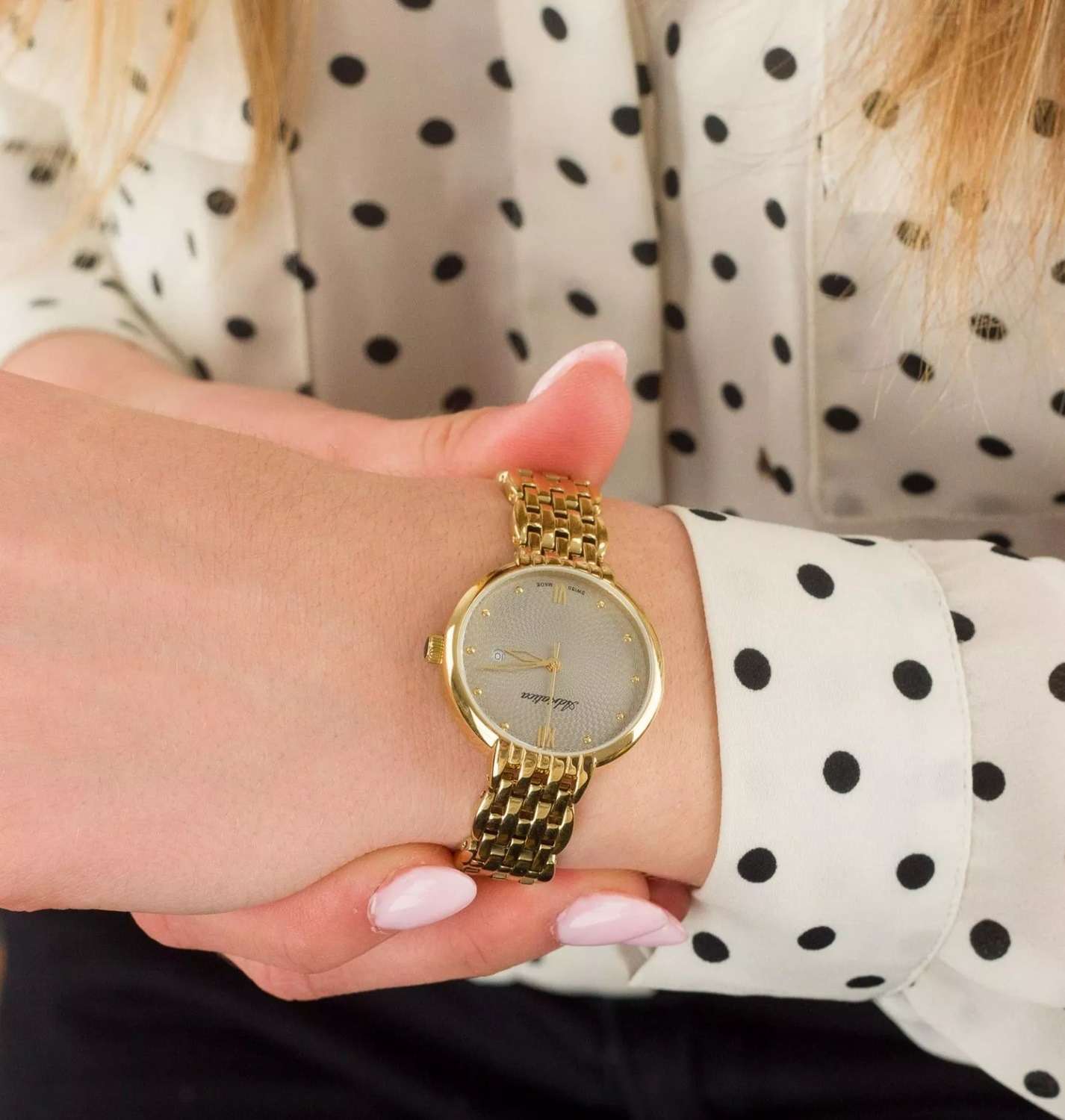 Adriatica Adriatica Essence A3792.1181Q,  швейцария женские часы на браслете нержавеющая сталь с pvd-покрытием боковой вид