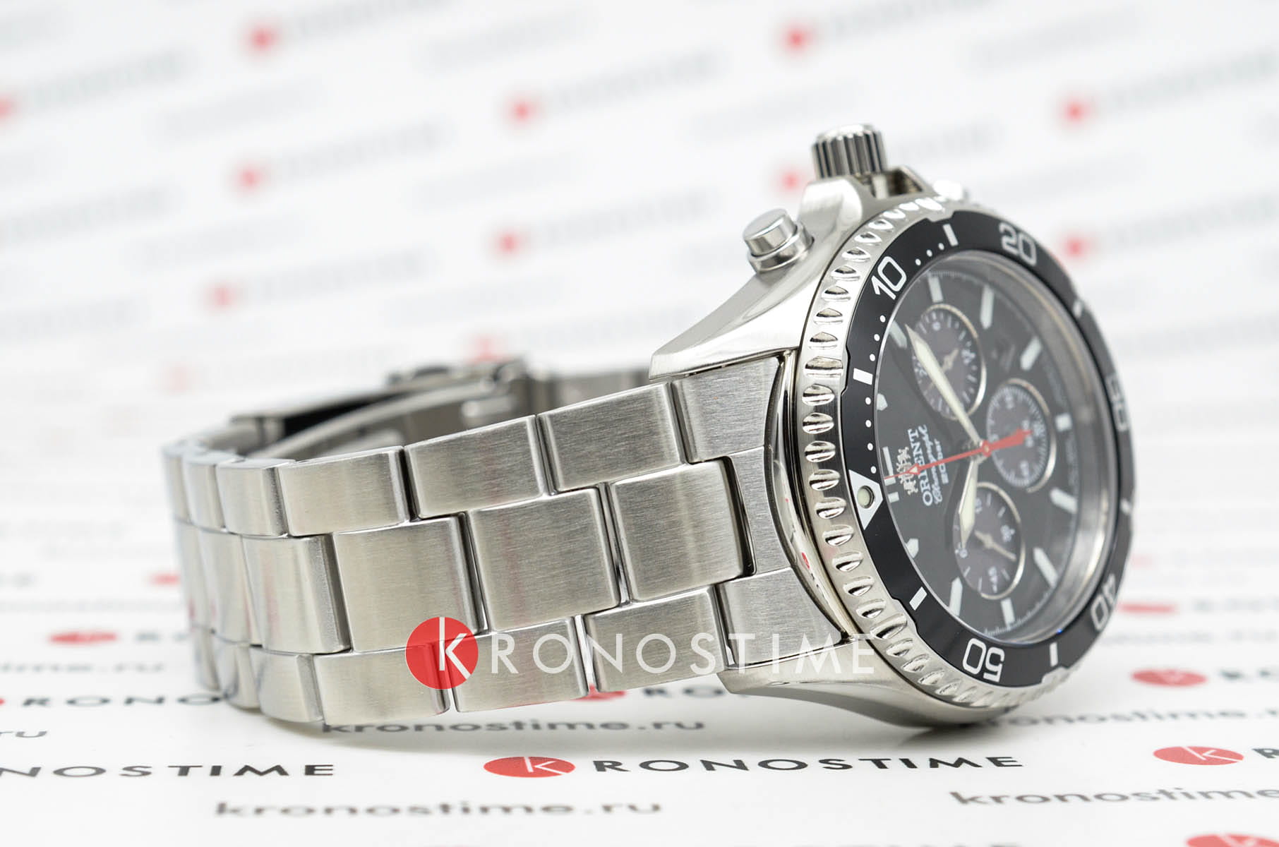 Orient Orient Chronograph RA-TX0202B (RN-TX0202B), chronograph япония мужские часы на браслете нержавеющая сталь боковой вид
