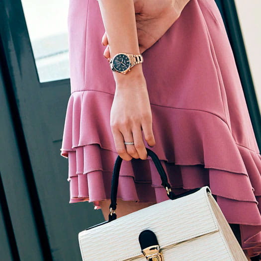 Casio Casio Sheen SHE-3047PG-5AUER , наручные женские часы фото под углом