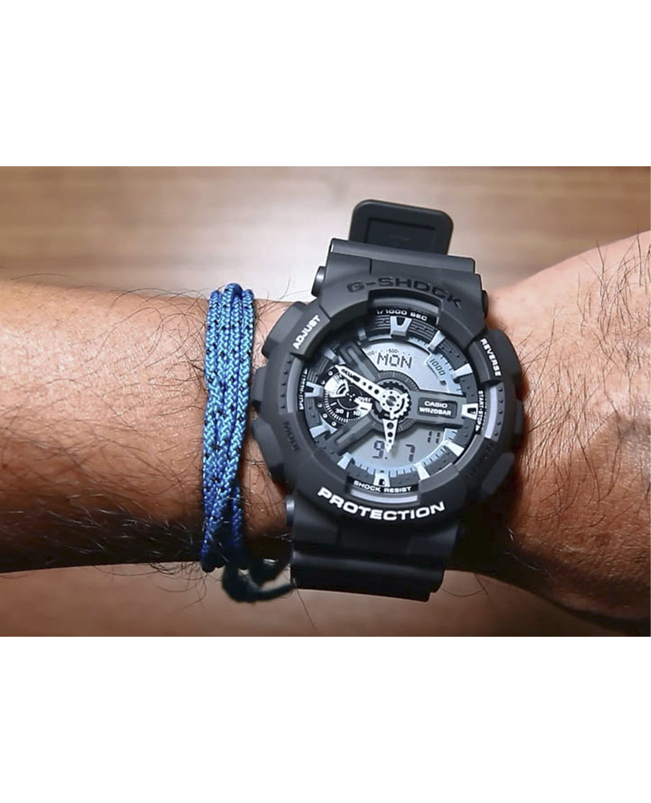 Casio Casio G-Shock GA-110C-1A мужские часы черный циферблат на запястье