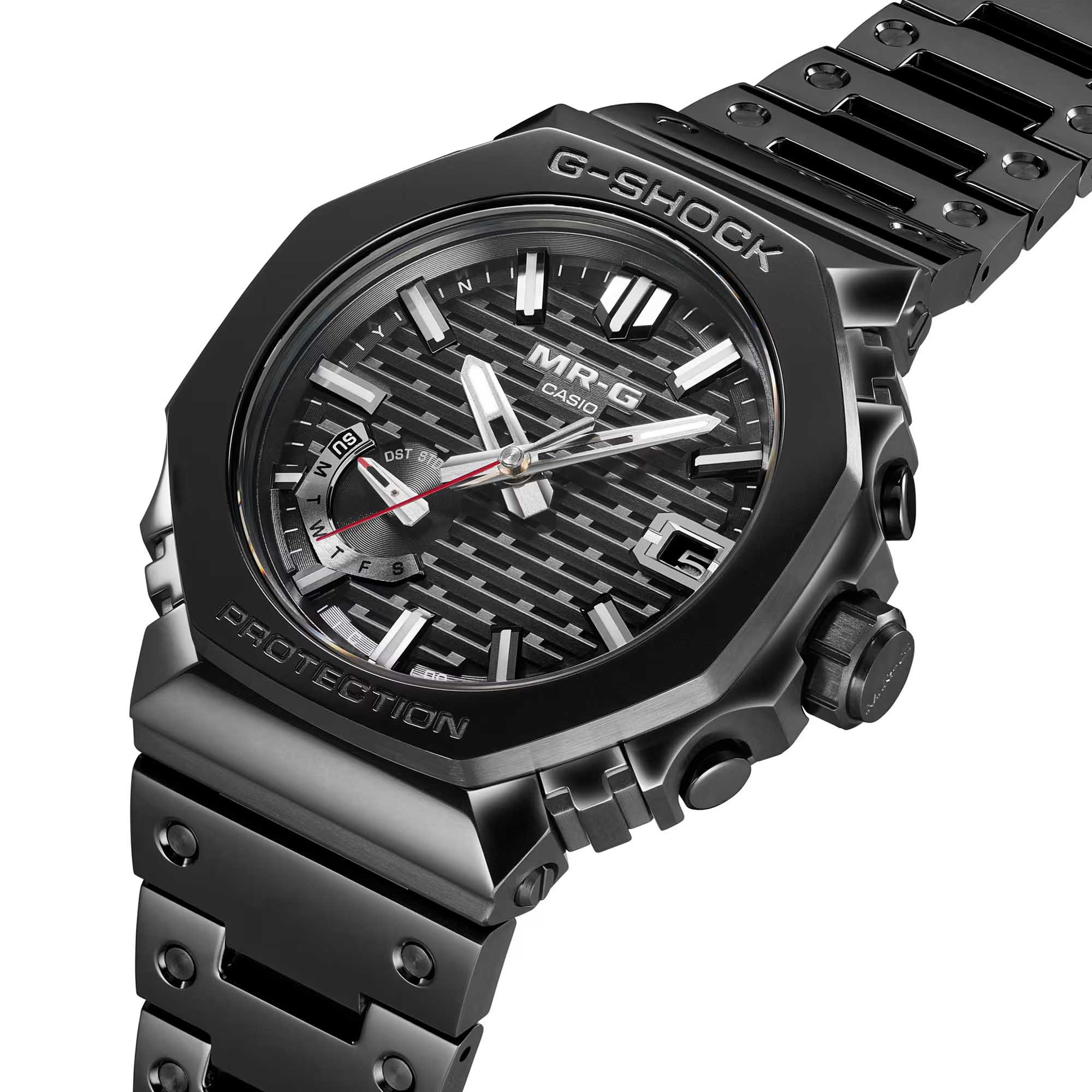 Casio Casio G-Shock MRG-B2100B-1A MRG, наручные мужские часы фото под углом