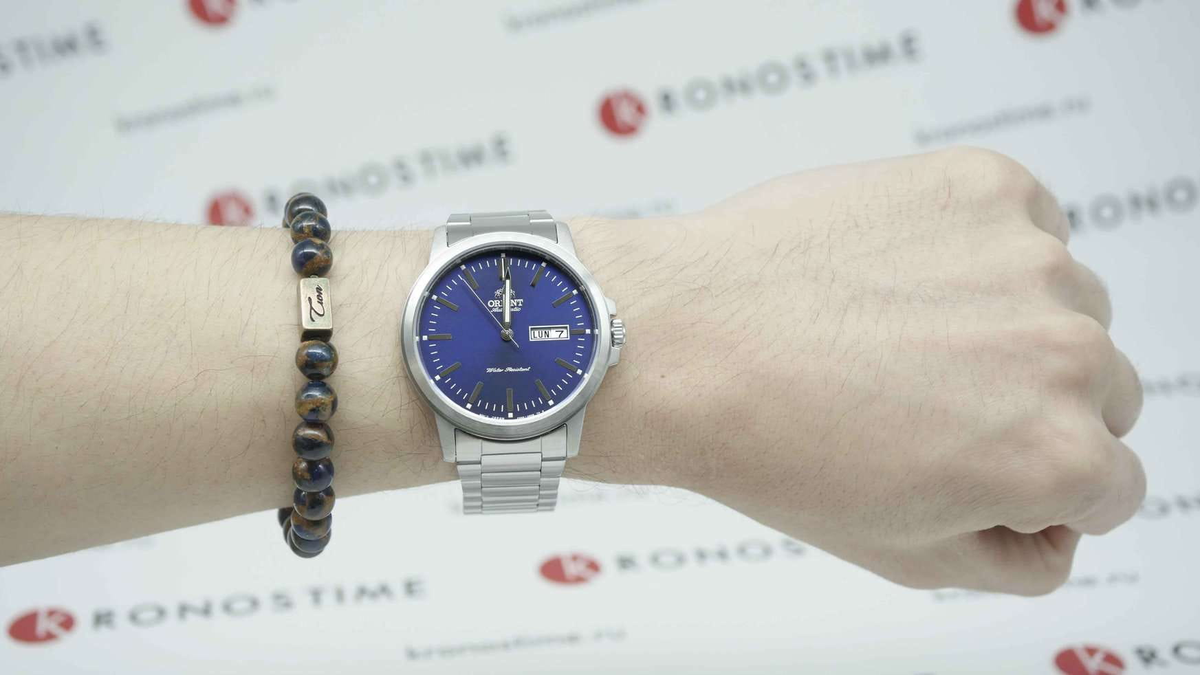 Orient Orient Automatic RA-AA0C02L (RN-AA0C02L) механические мужские часы часы крупный план синий циферблата
