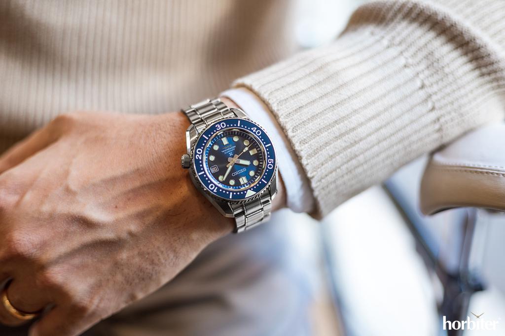 Seiko SLA023J1 мужские часы застежка крупным планом
