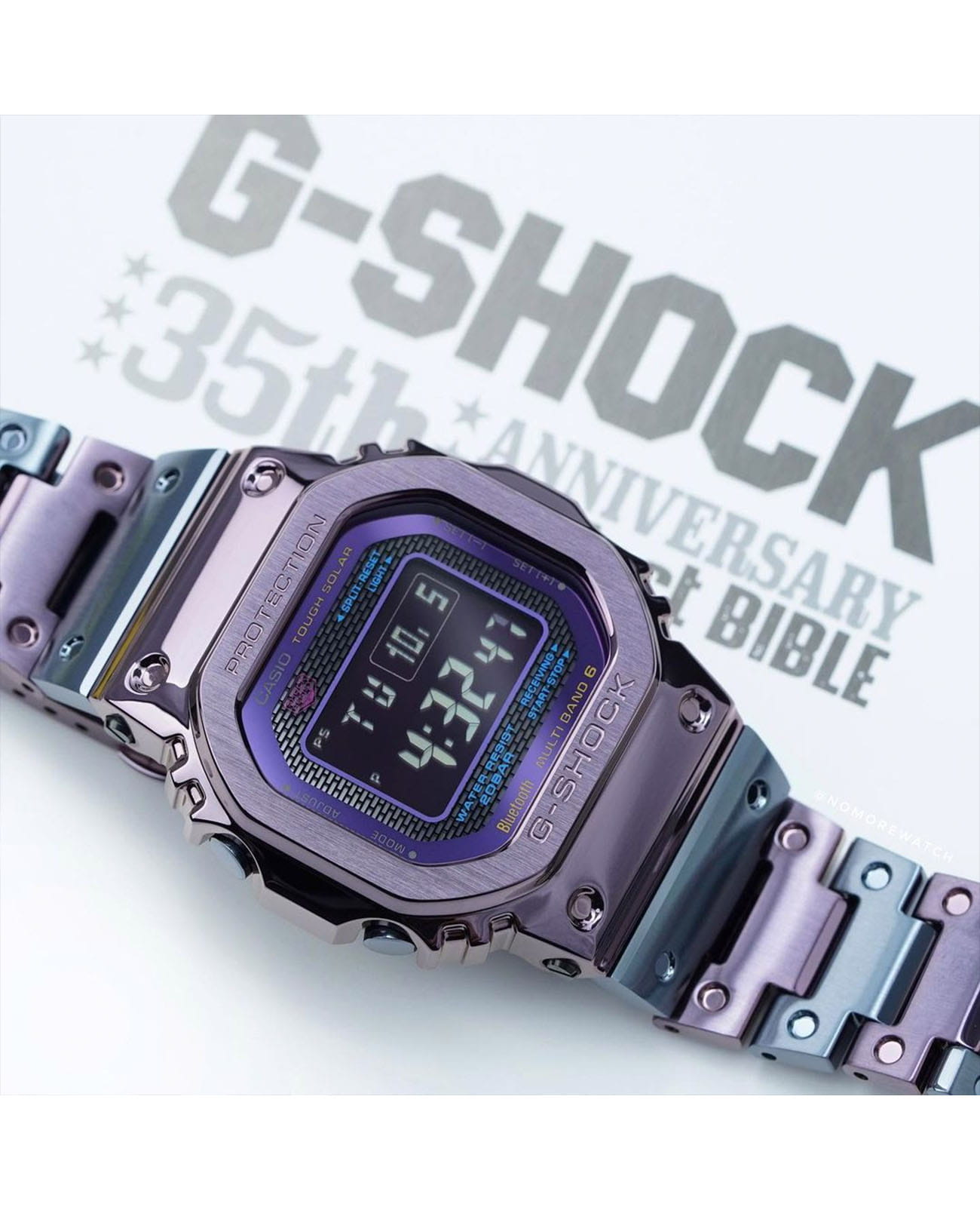 Casio GMW-B5000PB-6ER мужские часы застежка крупным планом