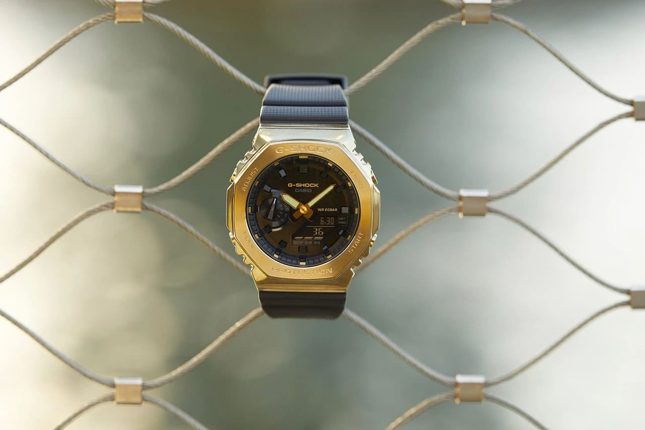 Casio Casio G-Shock GM-2100G-1A9DR (GM-2100G-1A9) электронные часы с аксессуарами мужские часы модель GM-2100G-1A9