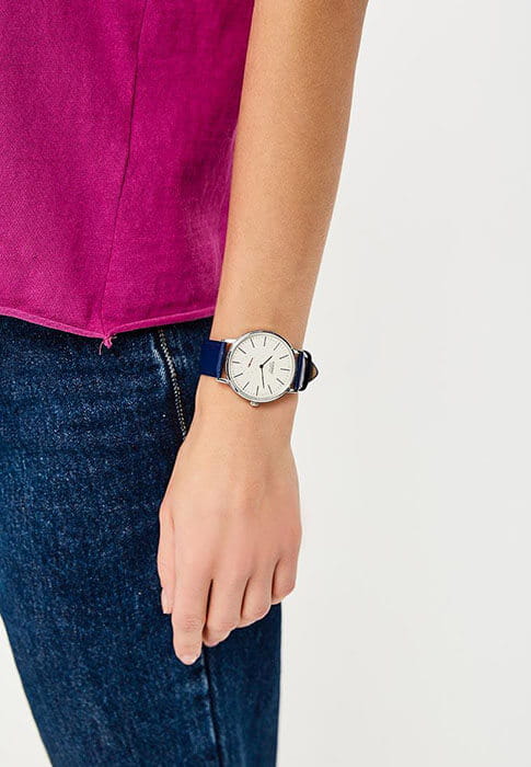 Casio Casio Collection LTP-E148L-7A, mtp япония женские часы на браслете кожаный боковой вид