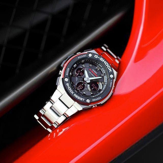 Casio Casio G-Shock GST-W100D-1A4, g-shock япония мужские часы на браслете  боковой вид
