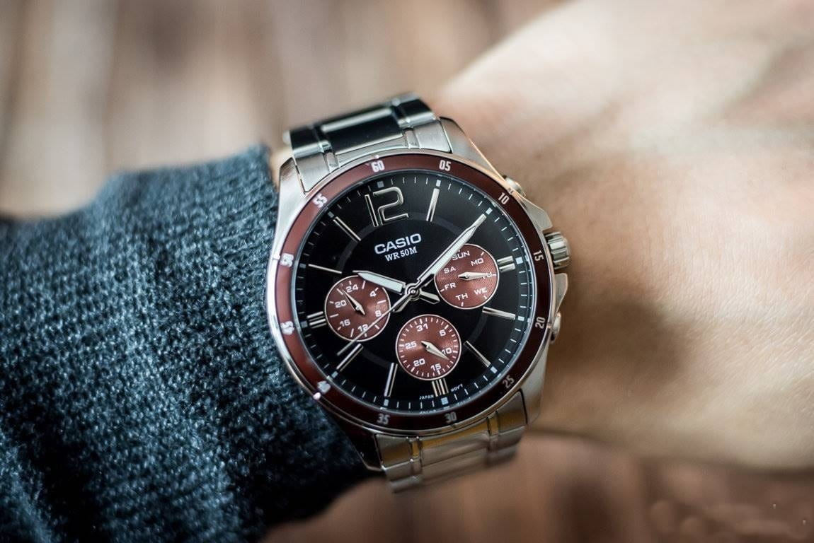 Casio Casio Collection MTP-1374D-5AVDF(MTP-1374D-5A), mtp япония мужские часы на браслете нержавеющая сталь боковой вид