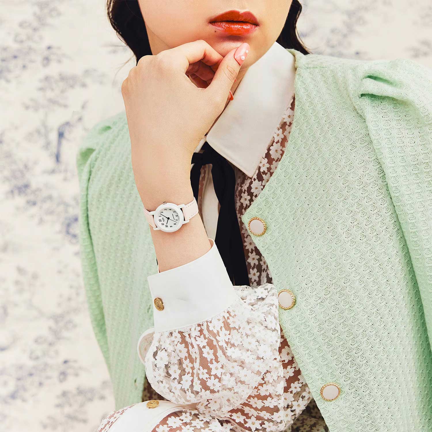 Casio Casio Collection LQ-139L-4B2 , наручные женские часы фото под углом