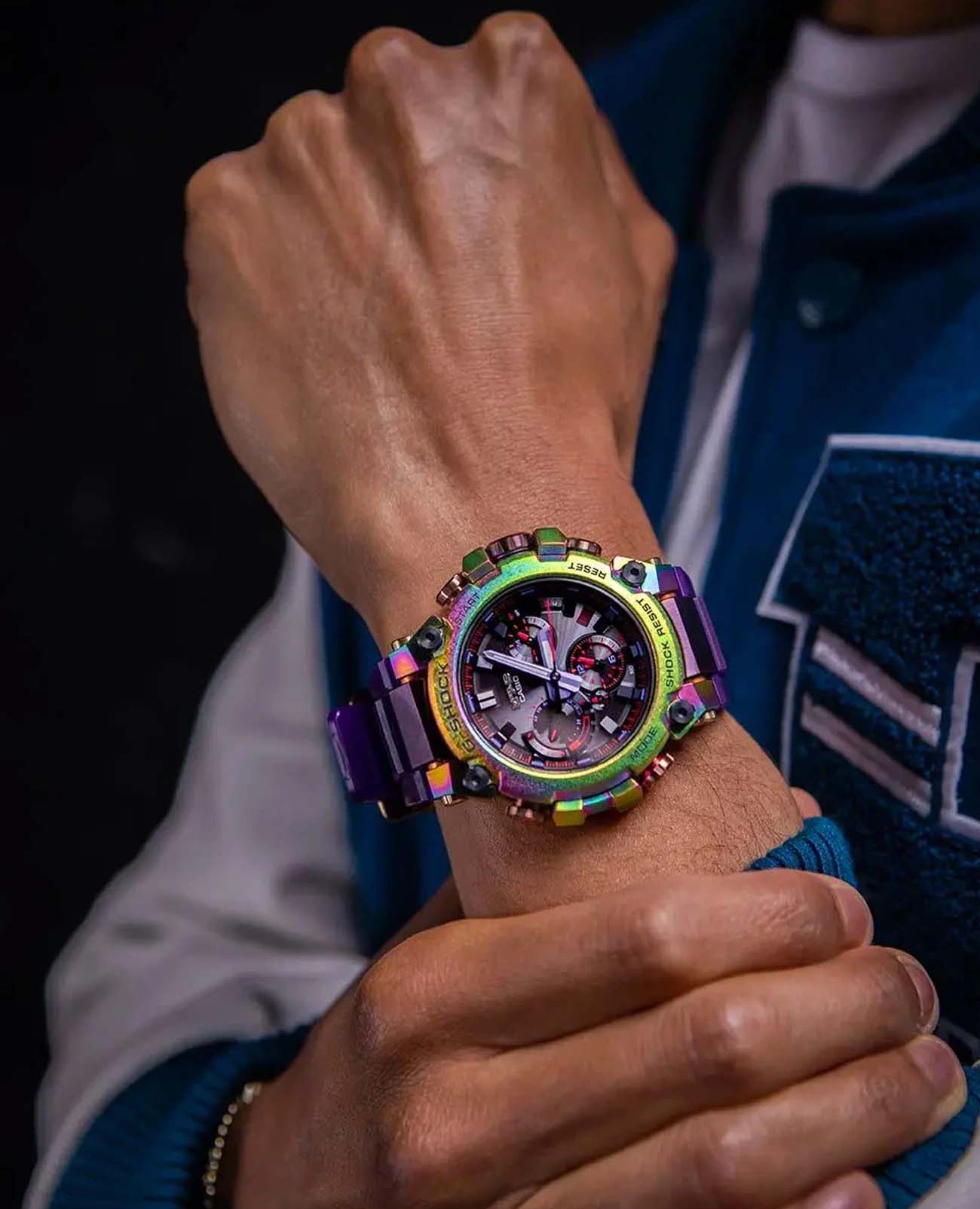 Casio Casio G-Shock MTG-B3000PRB-1A MTG, наручные мужские часы фото под углом