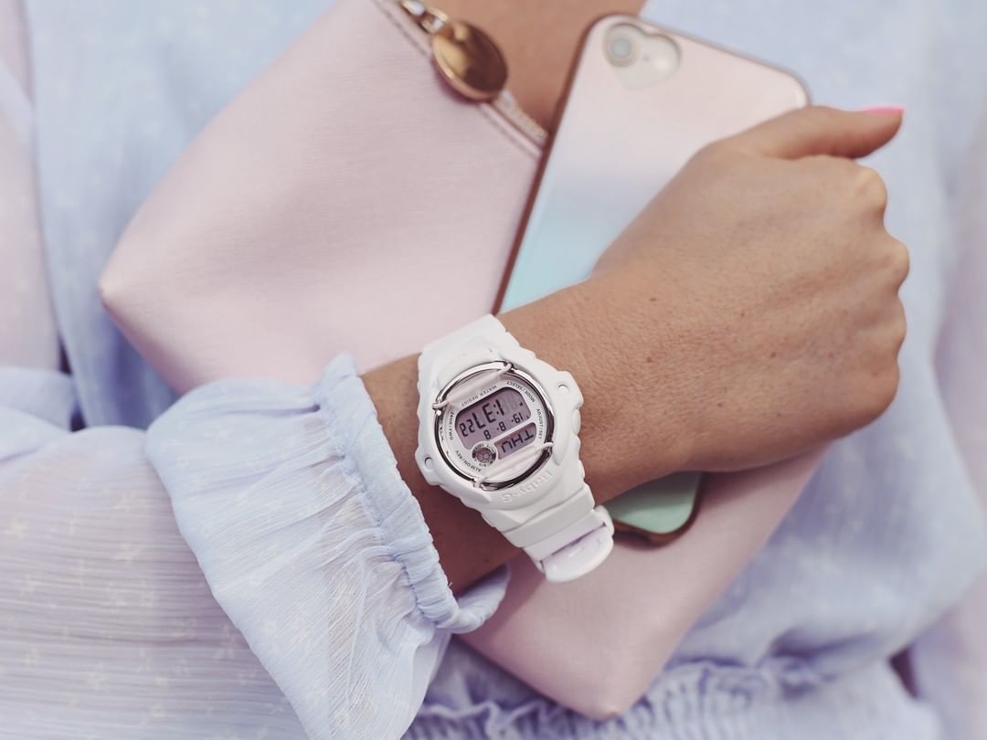 Casio Casio Baby-G BG-169M-4ER кварцевые женские часы часы крупный план розовый циферблата