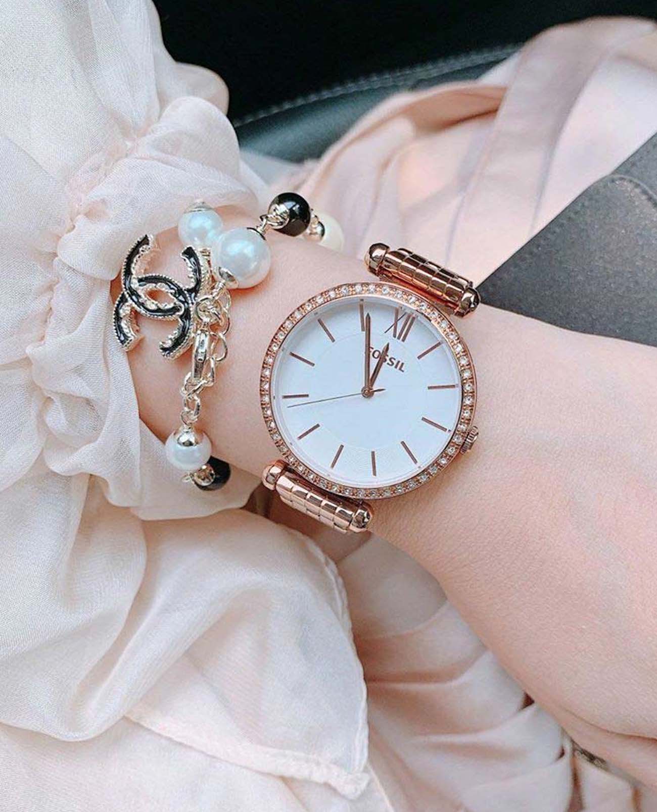 Fossil Fossil Carlie  BQ3497 , наручные женские часы фото под углом