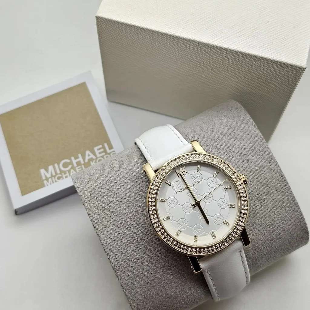Michael Kors Michael Kors Corey MK2985,  сша женские часы на браслете кожаный боковой вид