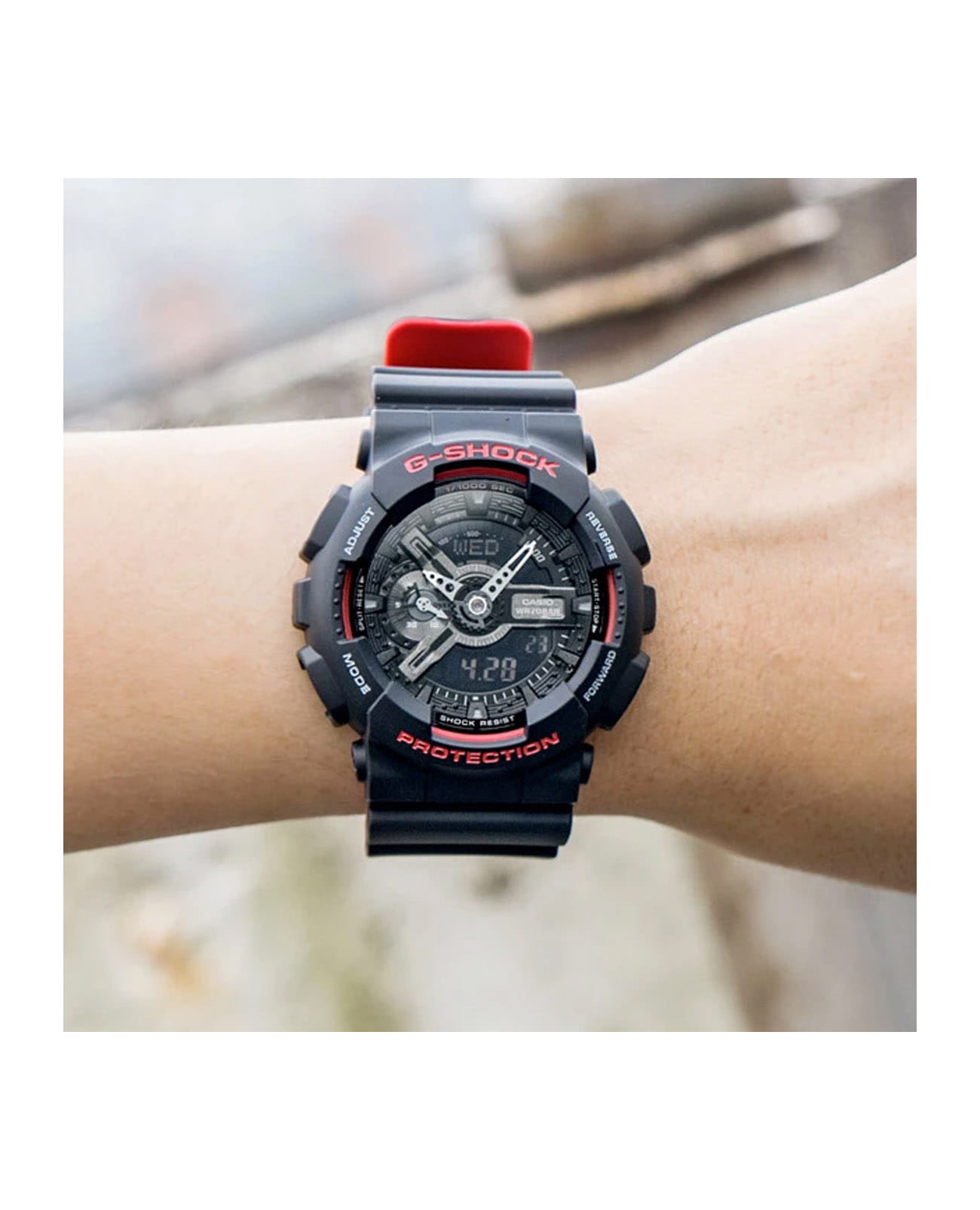 Casio Casio G-Shock GA-110HR-1ADR (GA-110HR-1A) GA-110, наручные мужские часы фото под углом