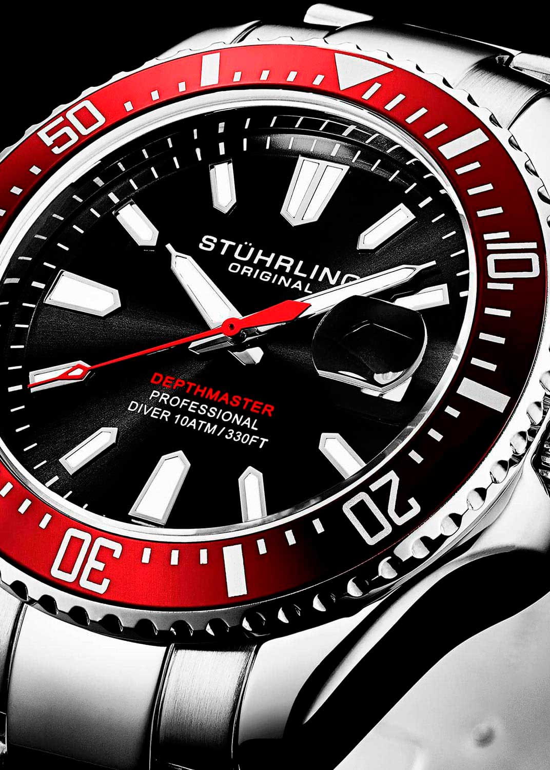 Stuhrling Stuhrling Depthmaster 3950A.4,  сша мужские часы на браслете нержавеющая сталь боковой вид