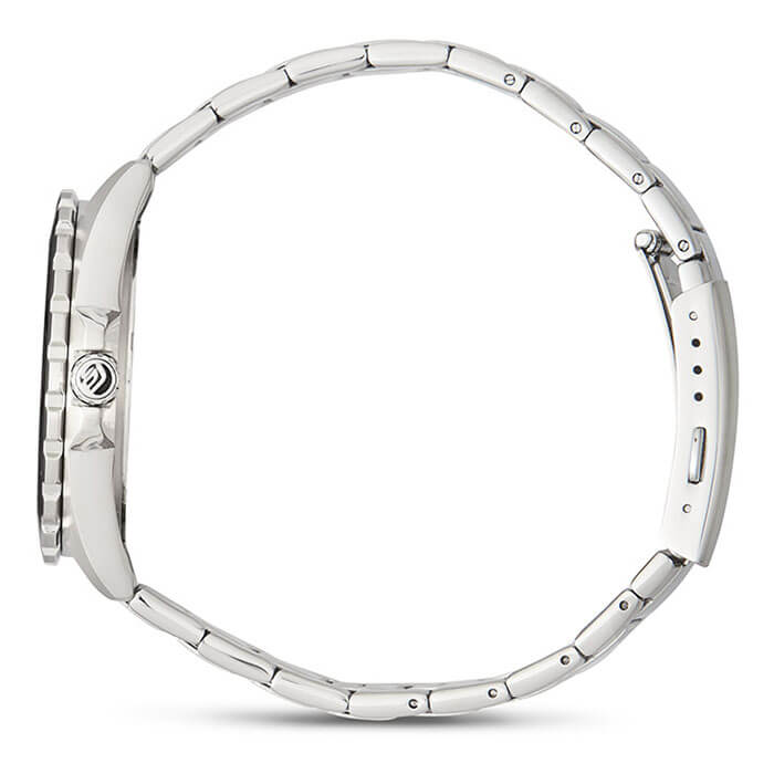 Casio EFV-130D-1A мужские часы застежка крупным планом