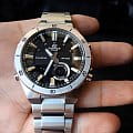 Casio Casio Edifice ERA-110D-1A ERA наручные мужские часы фото под углом.