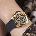Guess GW0749L2